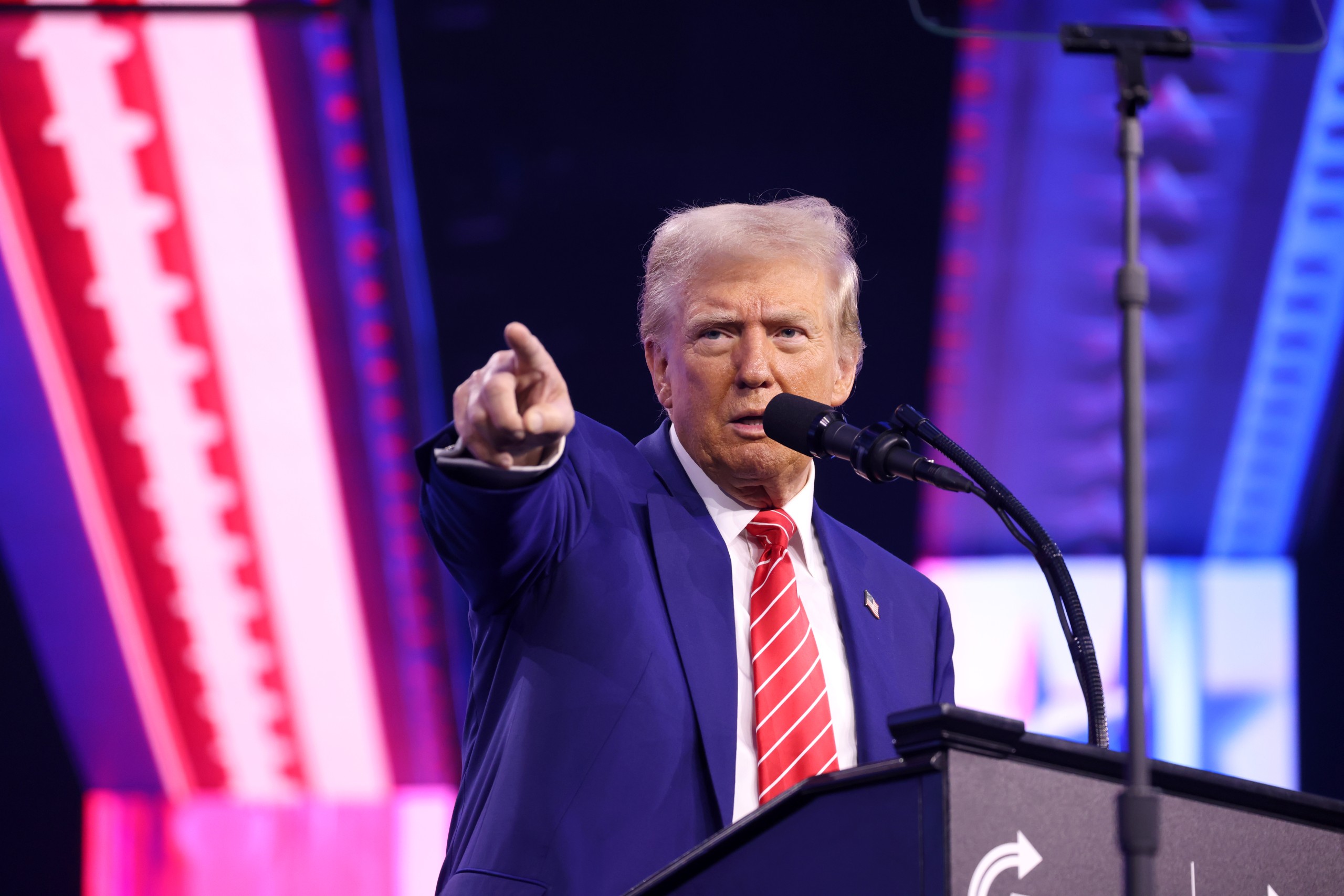 Europese wetenschappers waarschuwen voor censuur van Trump - Erasmus