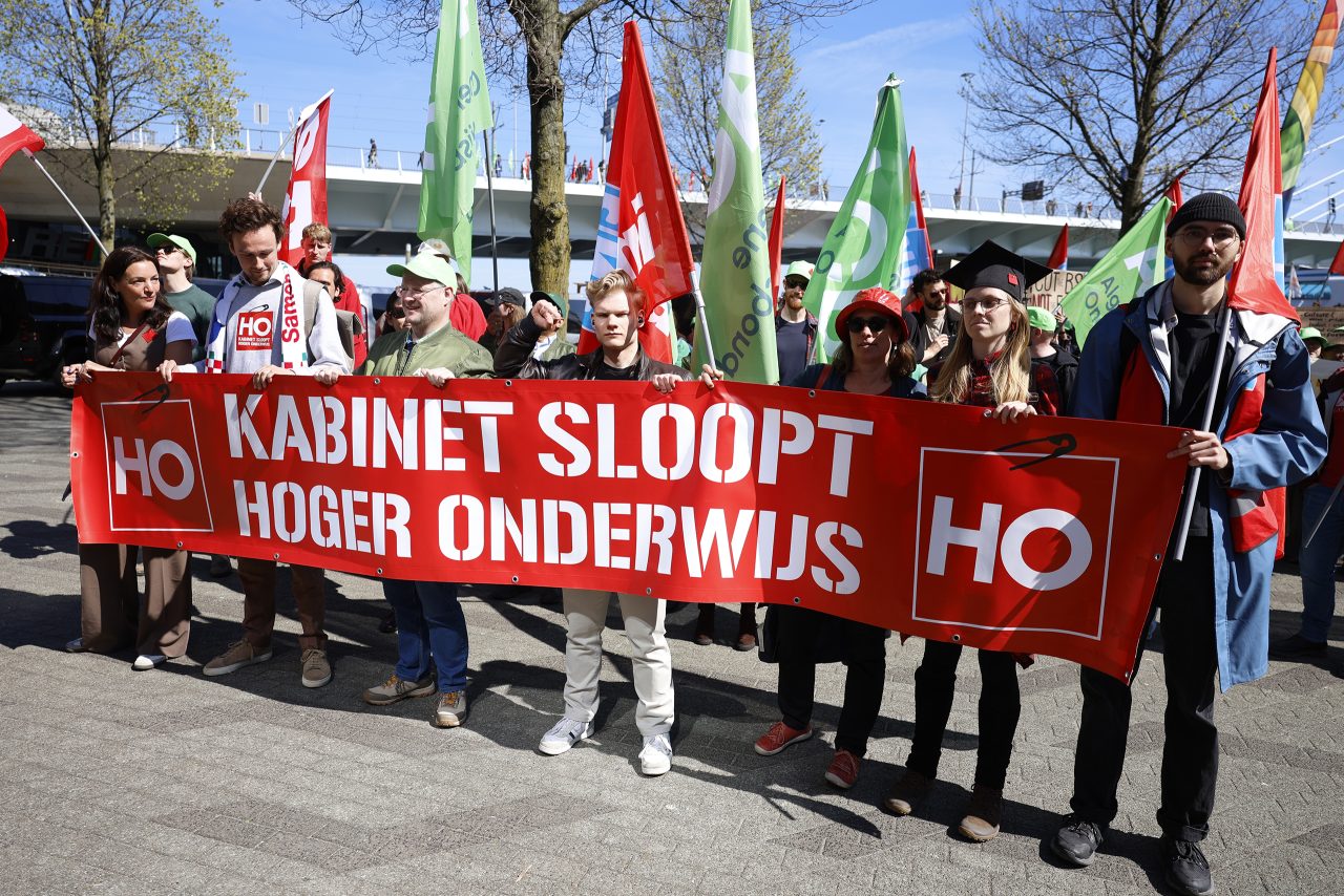 6.HO hogeronderwijs protest_budgetcuts_staking_student_medewerkers_optocht1_8.4.25_Daan Stam