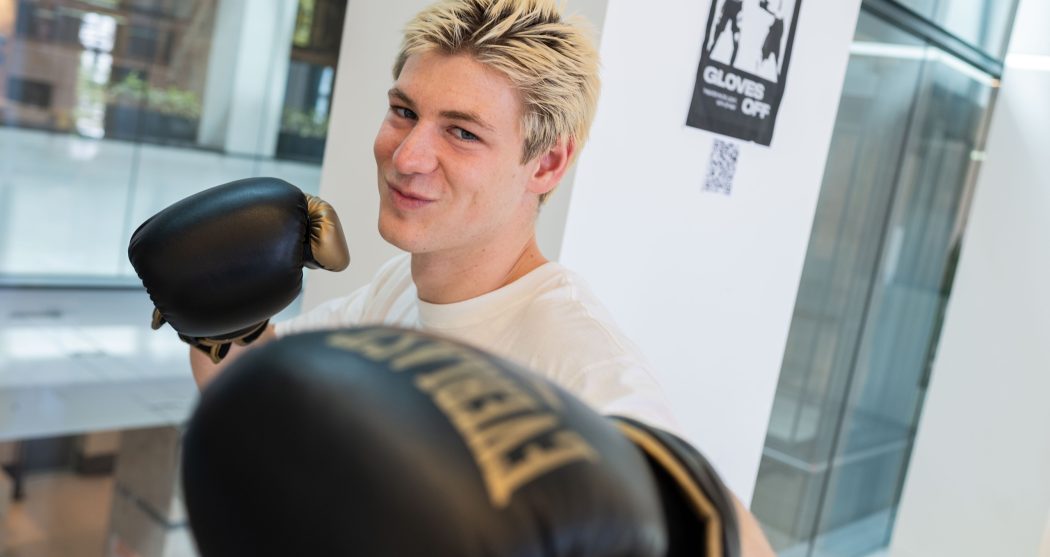 Will Makin_glovesoff_euc_play theater_12.5.25_2_Tyna Le