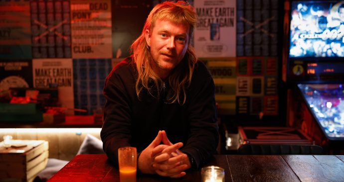 hoofdbeeld2_portret_nachtburgemeester thys boer_brewdog_tips uitgaan_23.8.2025_daan stam_16