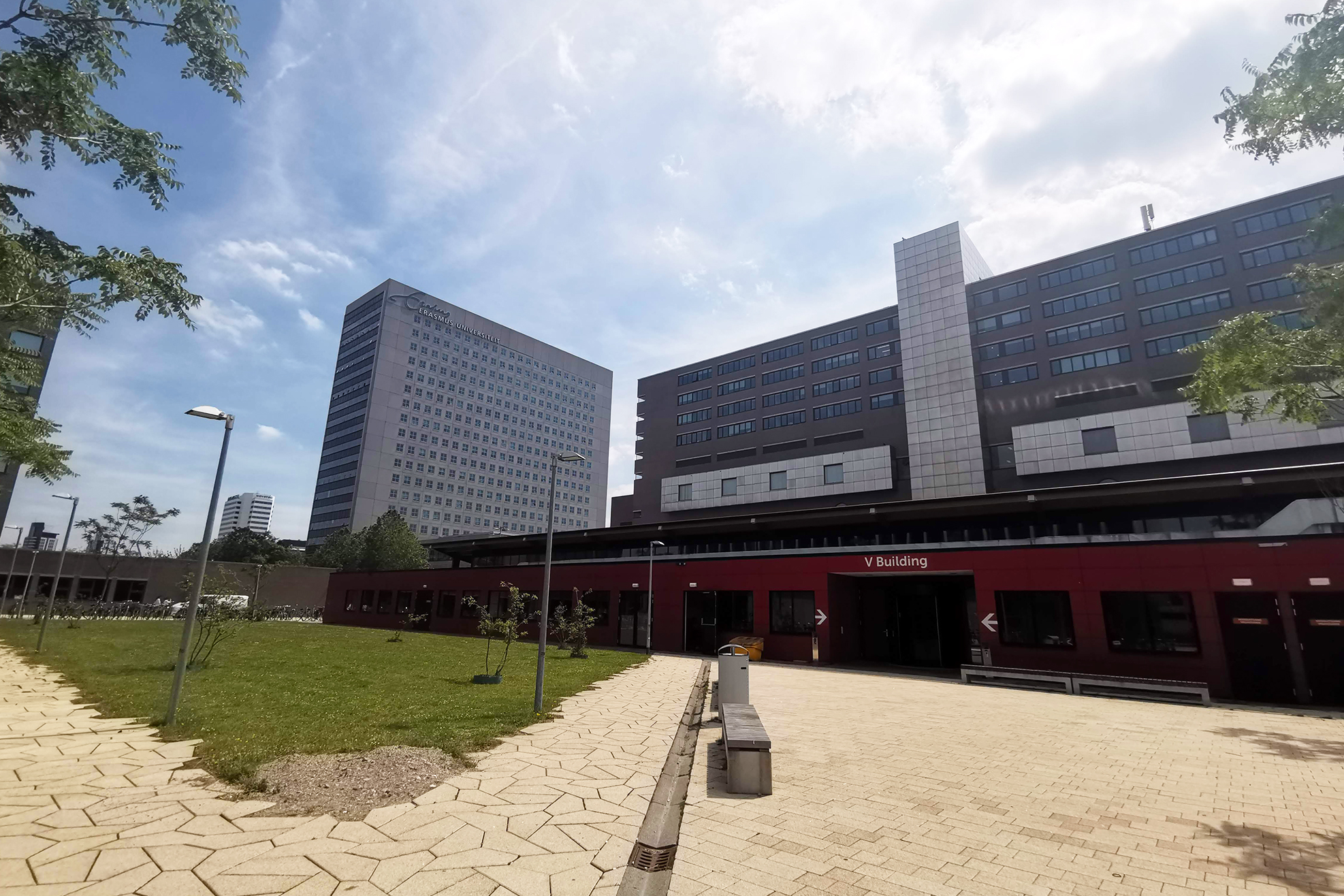 Verklaring tegen forensisch onderzoek naar emailaccounts van academici Erasmus Universiteit Verklaring tegen forensisch onderzoek naar emailaccounts van academici Erasmus Universiteit