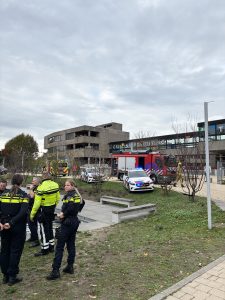 brand_tinbergen_brandweerauto_politie_vijver_16.10.2025_yonathan gelaw