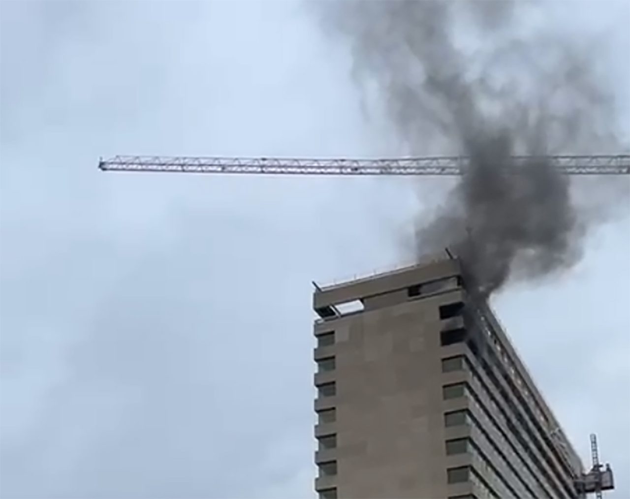 brand tinbergengebouw