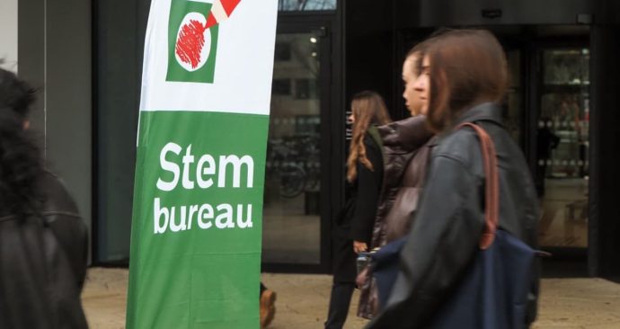 29102025-Stembureau-verkiezingen-woudestein-langeveld-Tessa-Hofland-1280×960